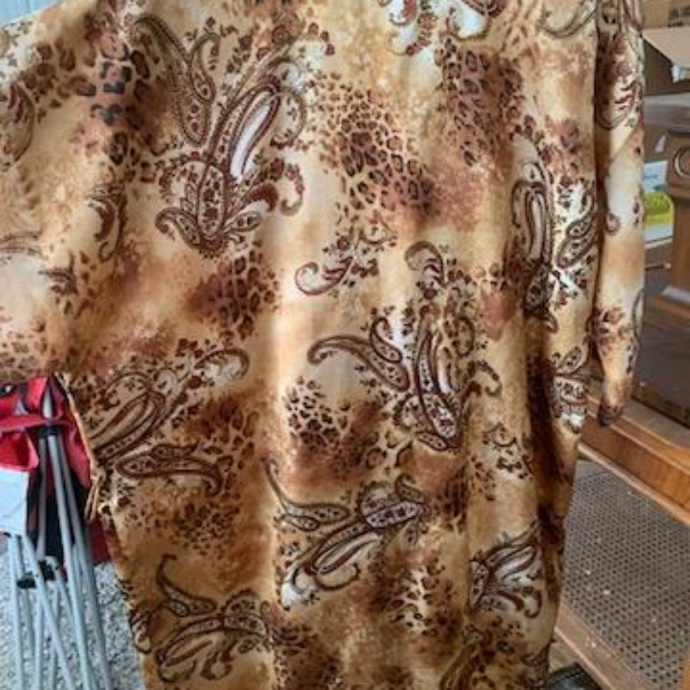 Womens Robe - Picture 2 of 4